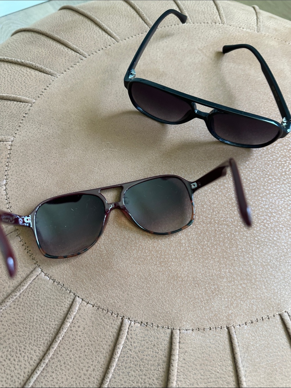 Amazon Women's Aviator Sunglasses in Black and Brown - Picture 3 of 6